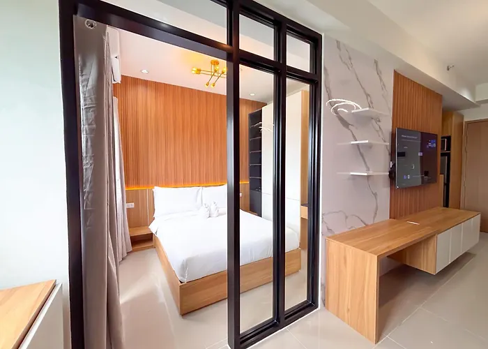 Bright Unit At Bloom Near Naia L Wifi & Netflix I Bloom 0830
