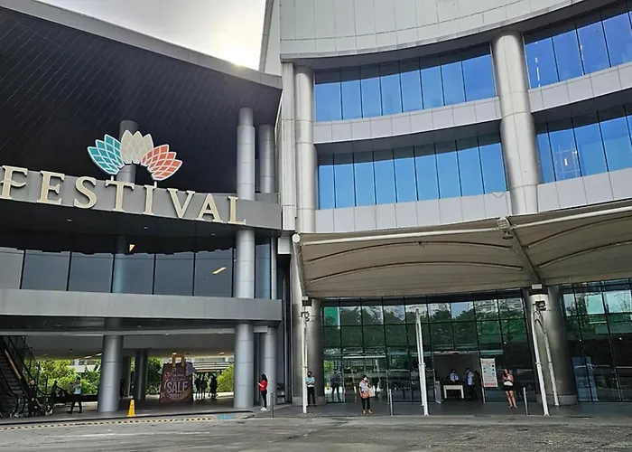 Bright Unit At Bloom Near Naia L Wifi & Netflix I Bloom 0830 * Manila